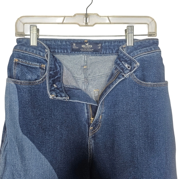 Hollister Ultra High Rise Wavy Pattern - Picture 3 of 4